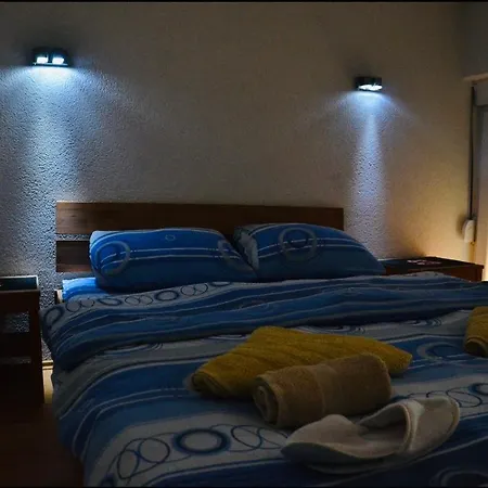 招待所 Sanja *